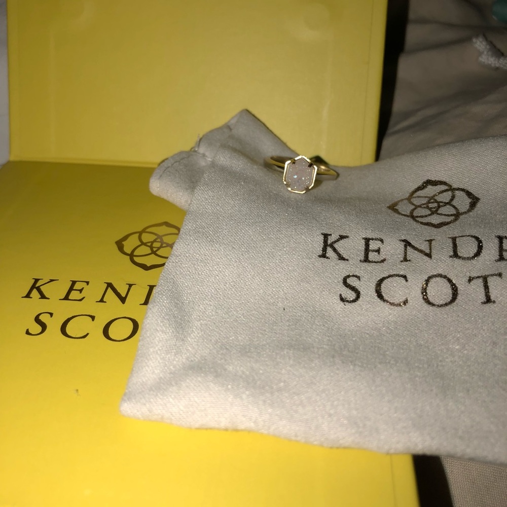 Kendra Scott Calvin ring